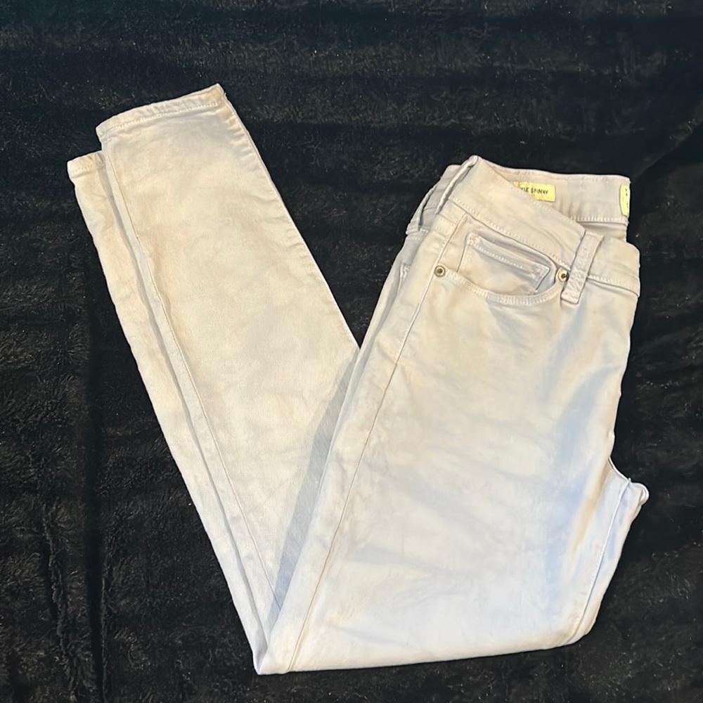 Women’s Lucky brand light blue jeans